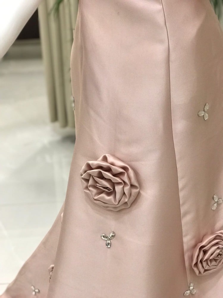 فستان سهرة وردي