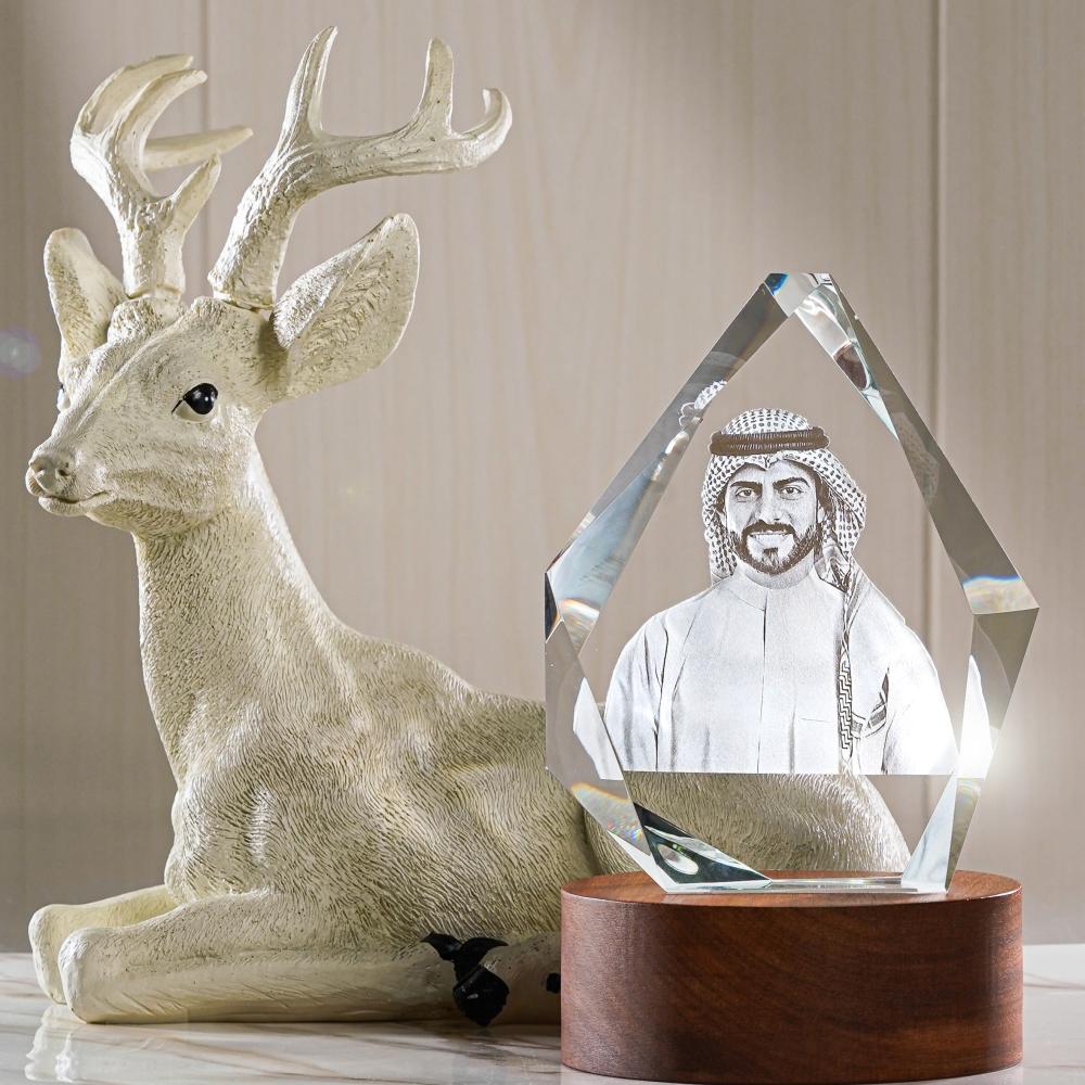 هدية كريستال الفندر بحفر 3D