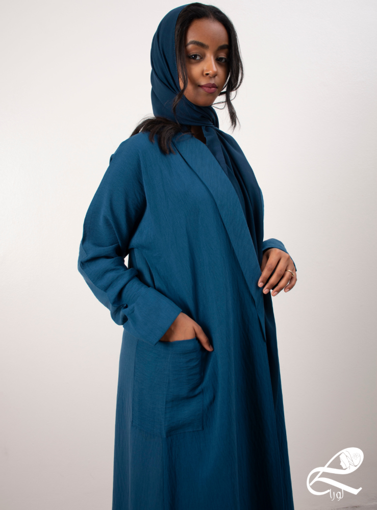 عباية لورا مع بنطلون