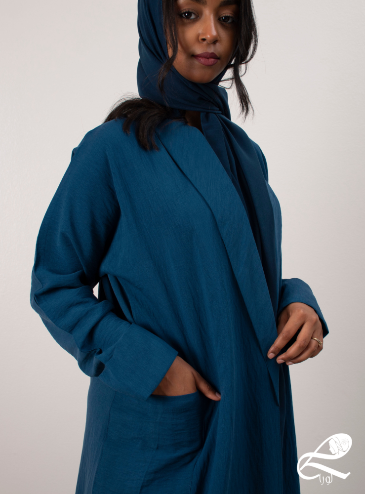 عباية لورا مع بنطلون