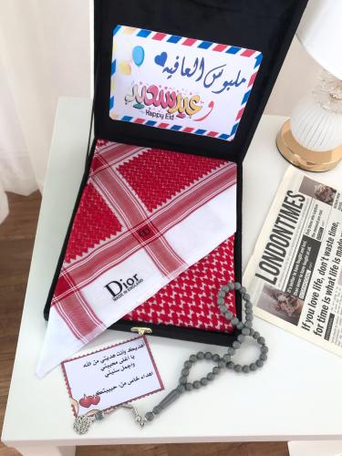 هدايا رجاليه فاخره شماغ معا سبحه