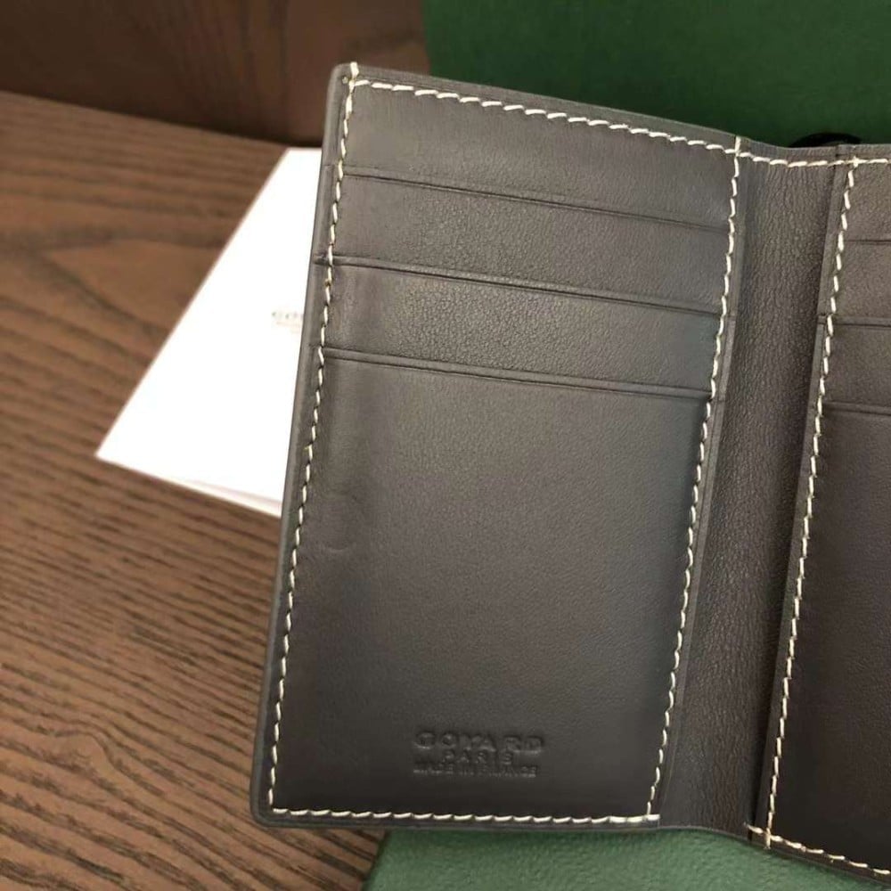 محفظة جويارد