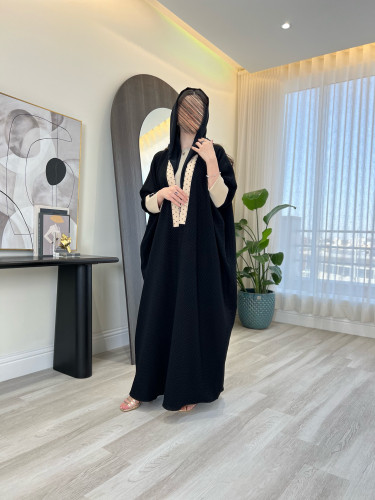 عباءة البشت البراقه