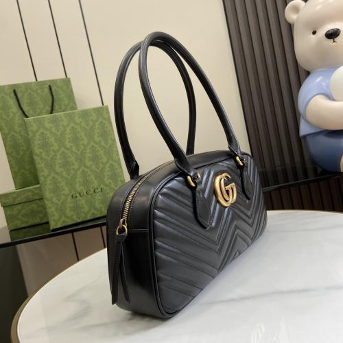 Gucci GG Marmont Black Leather Oval