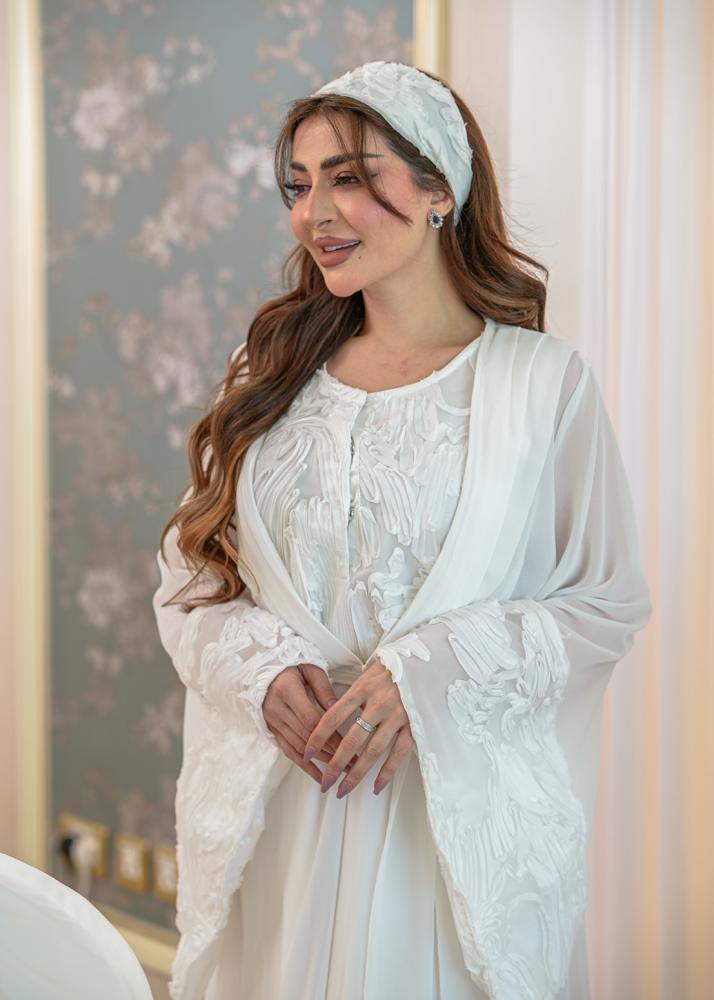 Soft Bloom Robe