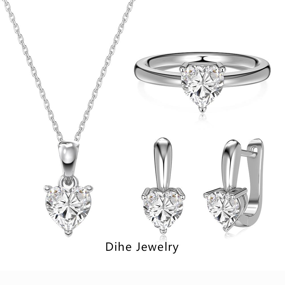 مجموعة مجوهرات فرنسية من الفضة S925 – خاتم، قلادة، وأقراط مرصعة بالزركون بتصميم أنيق