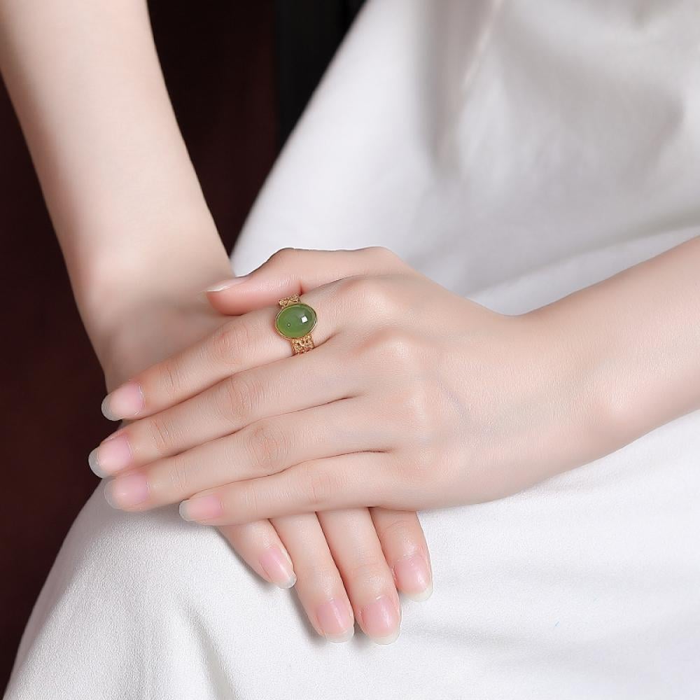 خاتم لومِن اليشم - فخامة تليق بكِ