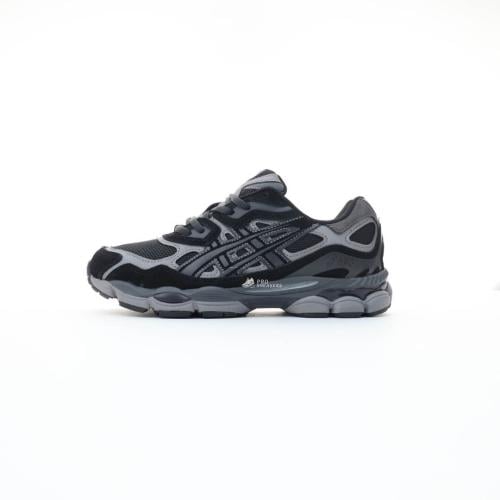 ASICS GEL Black Metropolis Sneakers