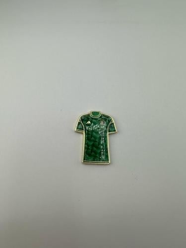 ستيكر معدني - تيشيرت المنتخب السعودي