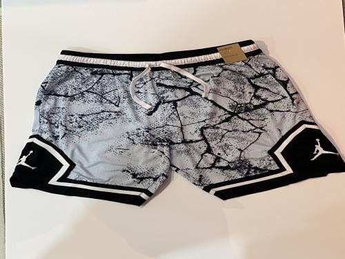 Jordan short