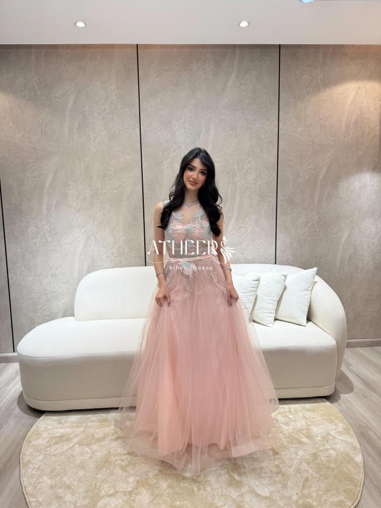 فستان سهره كلوش وردي باستيل مع تطريز فاتح | فستان لينار