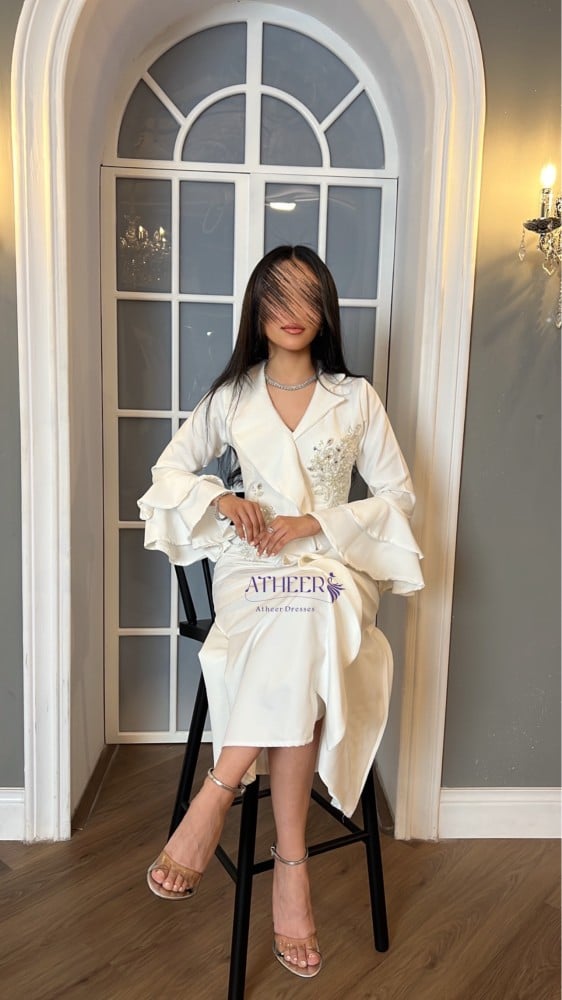 فستان ابيض طويل بكم | فستان فوز