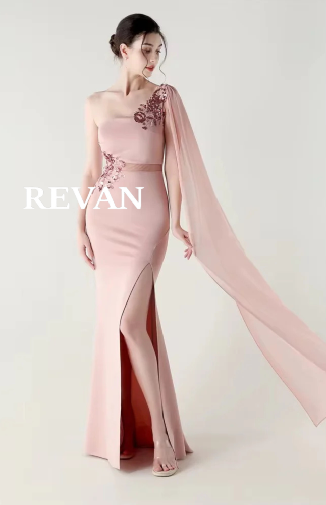 فستان سهرة بحري بكتف واحد وتطريز زهري من ريفان