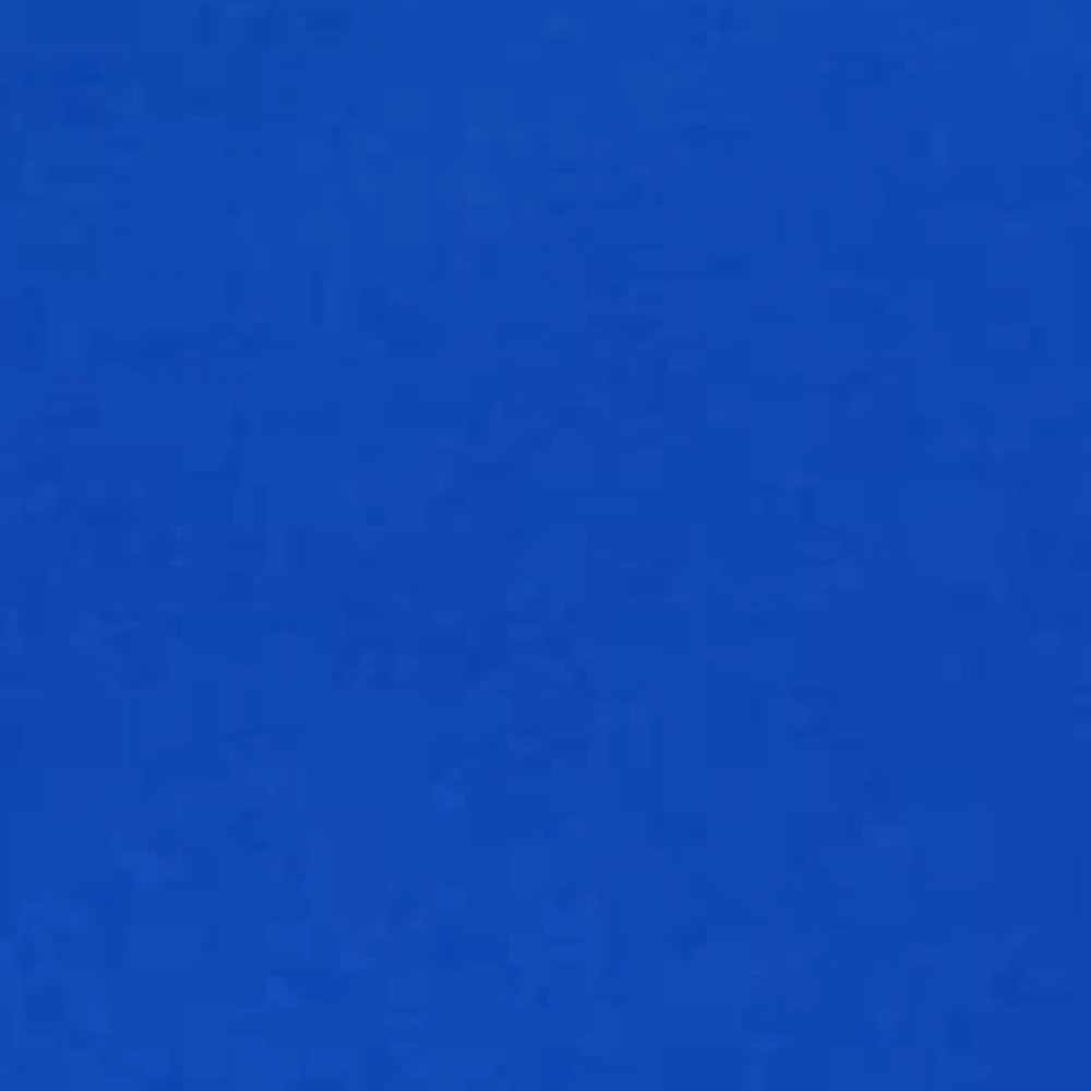 فستان ملكي مزين بالأحجار الكريستالية