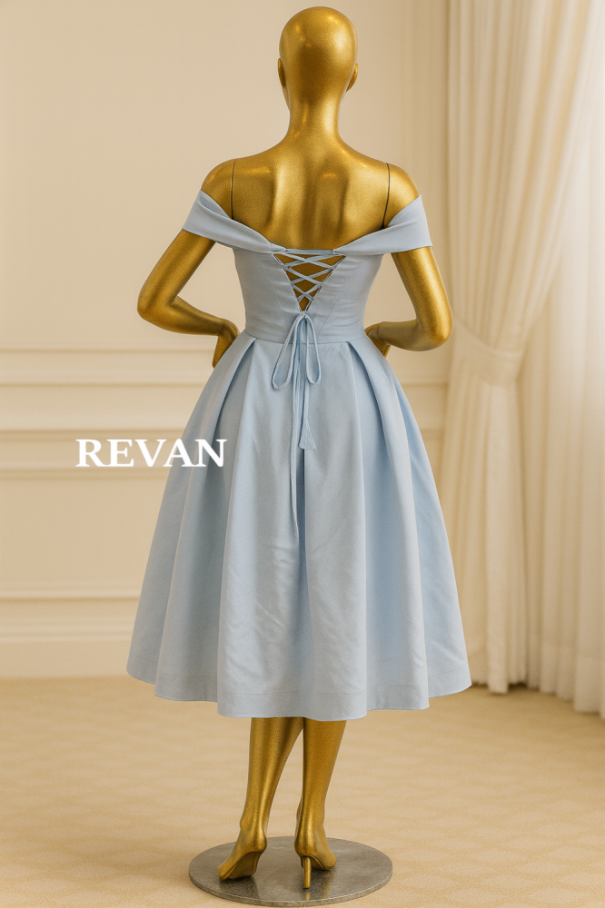 فستان ميدي فاخر من ريڤــان بتصميم عصري مكشوف الأكتاف