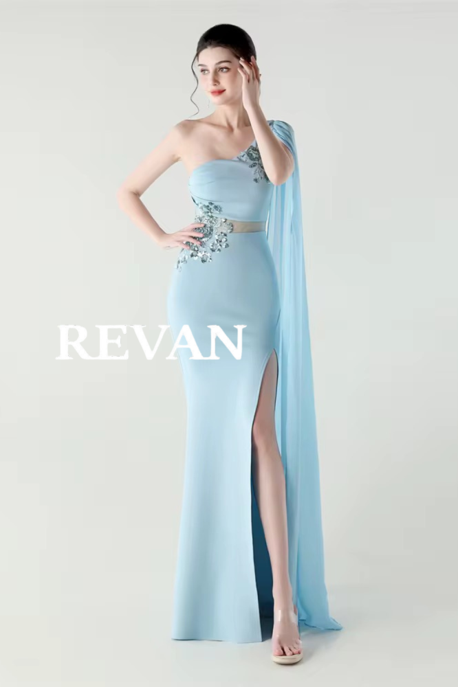 فستان سهرة بحري بكتف واحد وتطريز زهري من ريفان