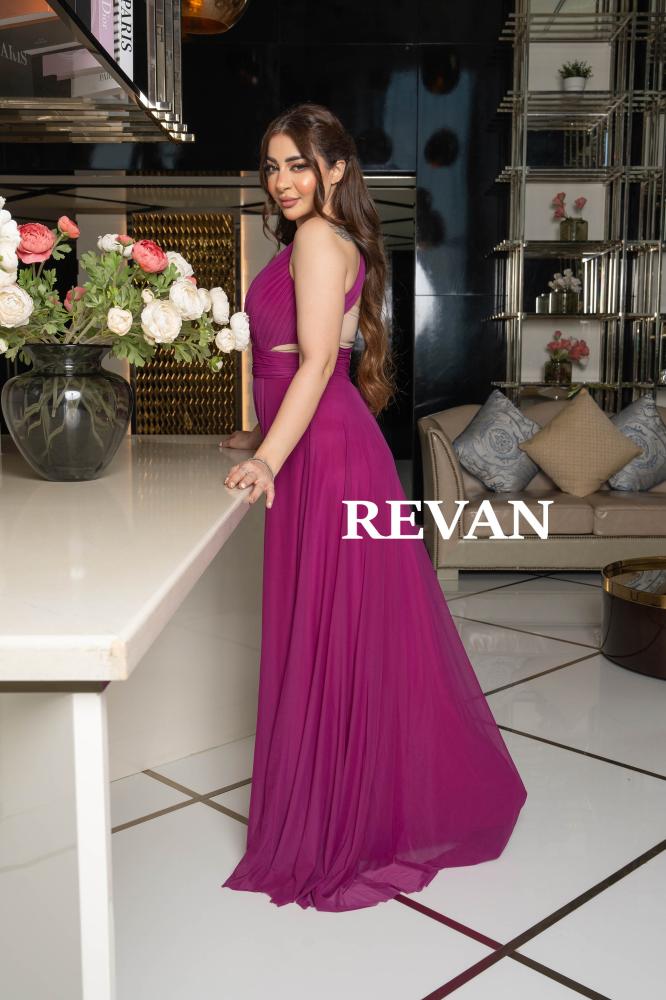 فستان بطابع الاميرة لون توتي