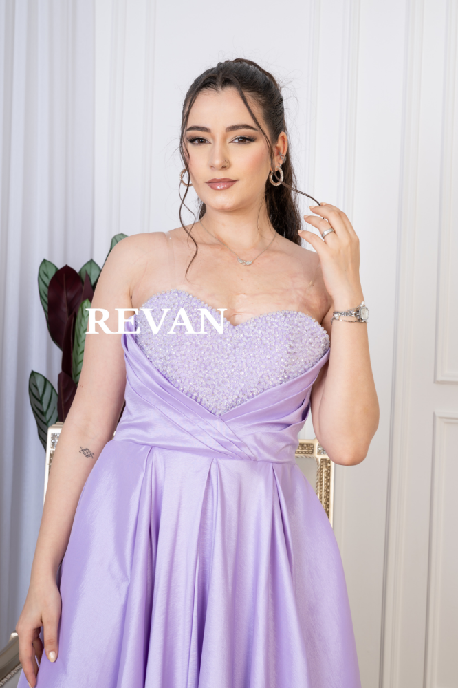 فستان سهرة منفوش