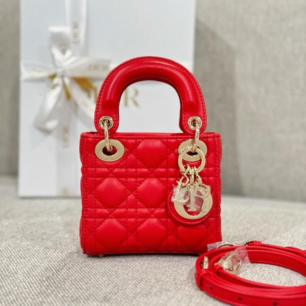 Lady dior micro bag