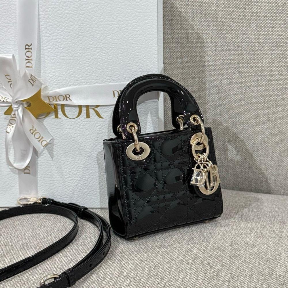 Lady dior micro bag