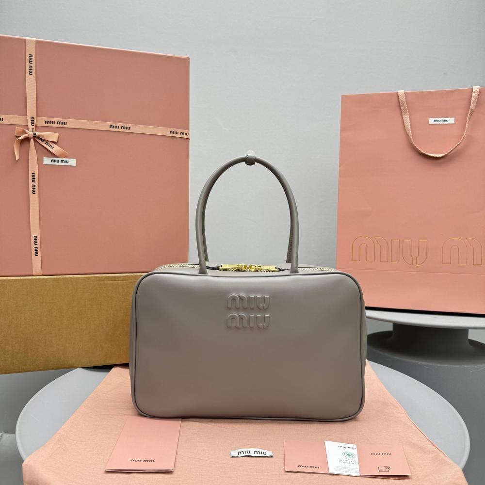 Miu Miu Beau bag