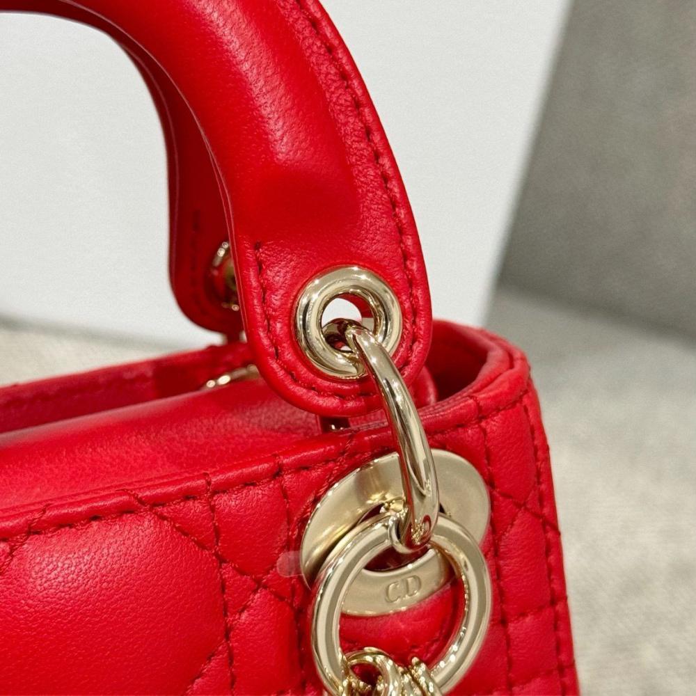 Lady dior micro bag