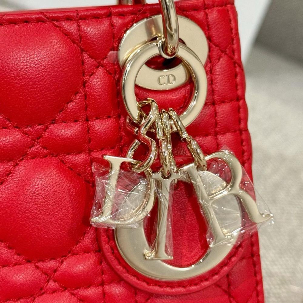 Lady dior micro bag