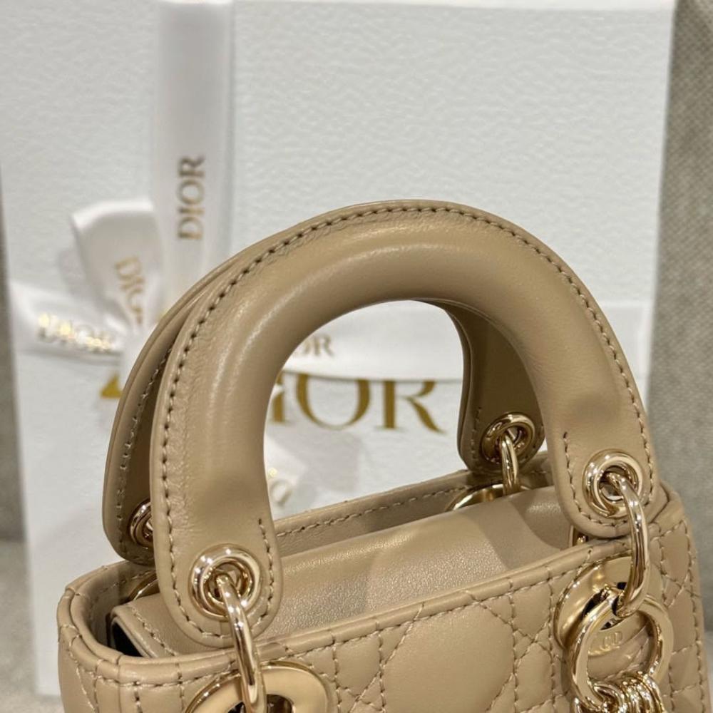 Lady dior micro bag