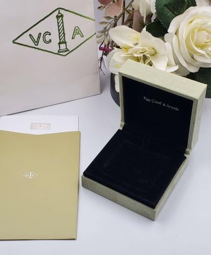 ملحقات فان كليف Van cleef الأصلية سلسال