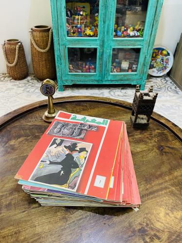 من النوادر؛ من المجلات الجميلة بحجم كبير مجلة المع...