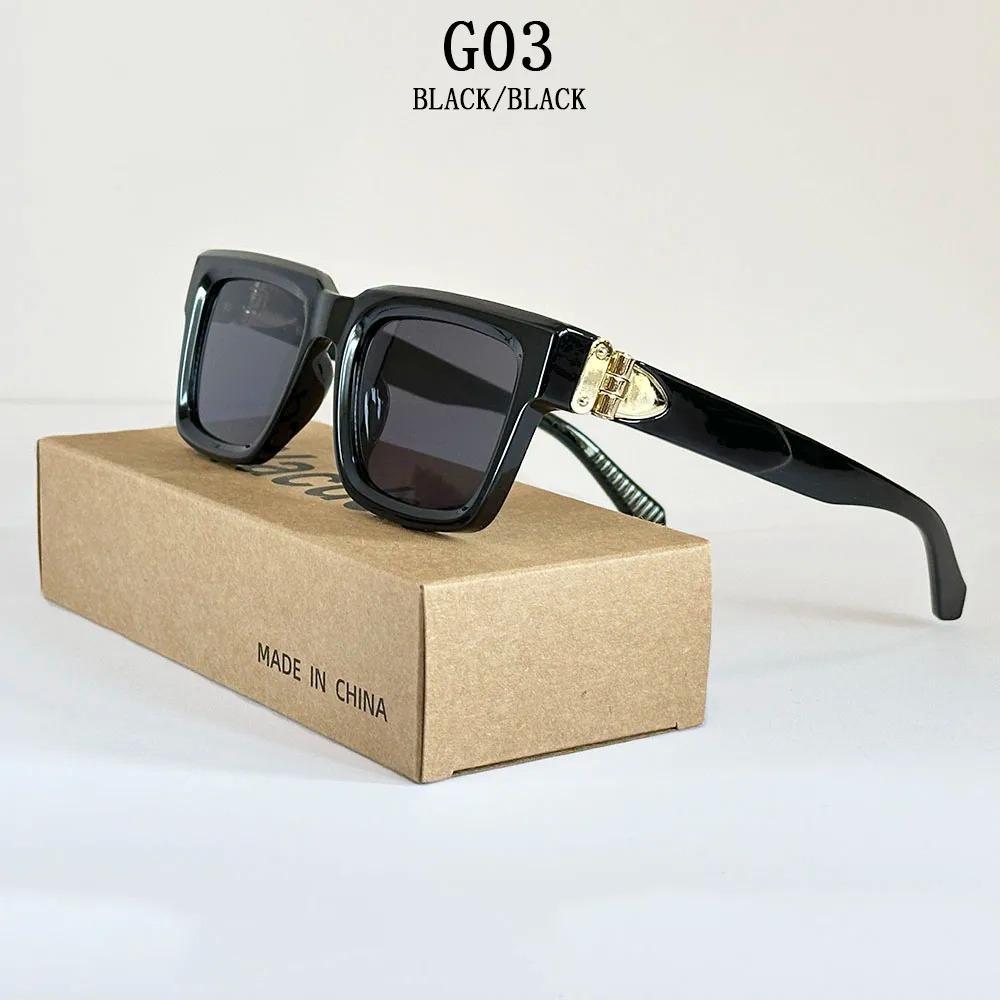 g03