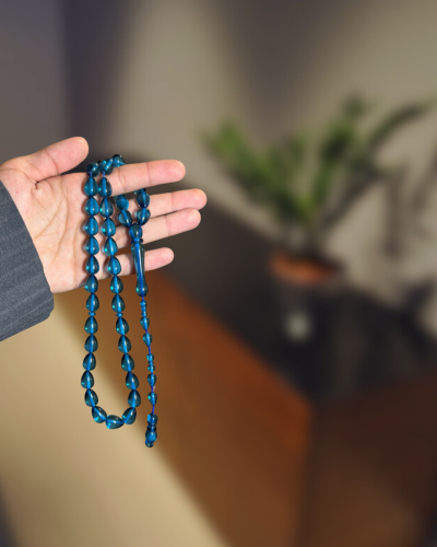 مسباح بكلايت أزرق شفاف