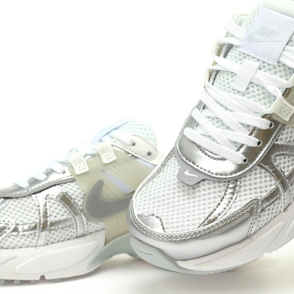 Nike V2K