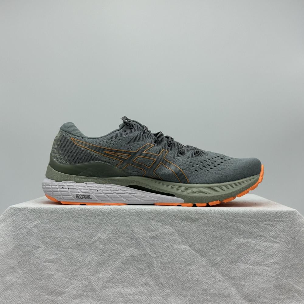 GEL-KAYANO 28