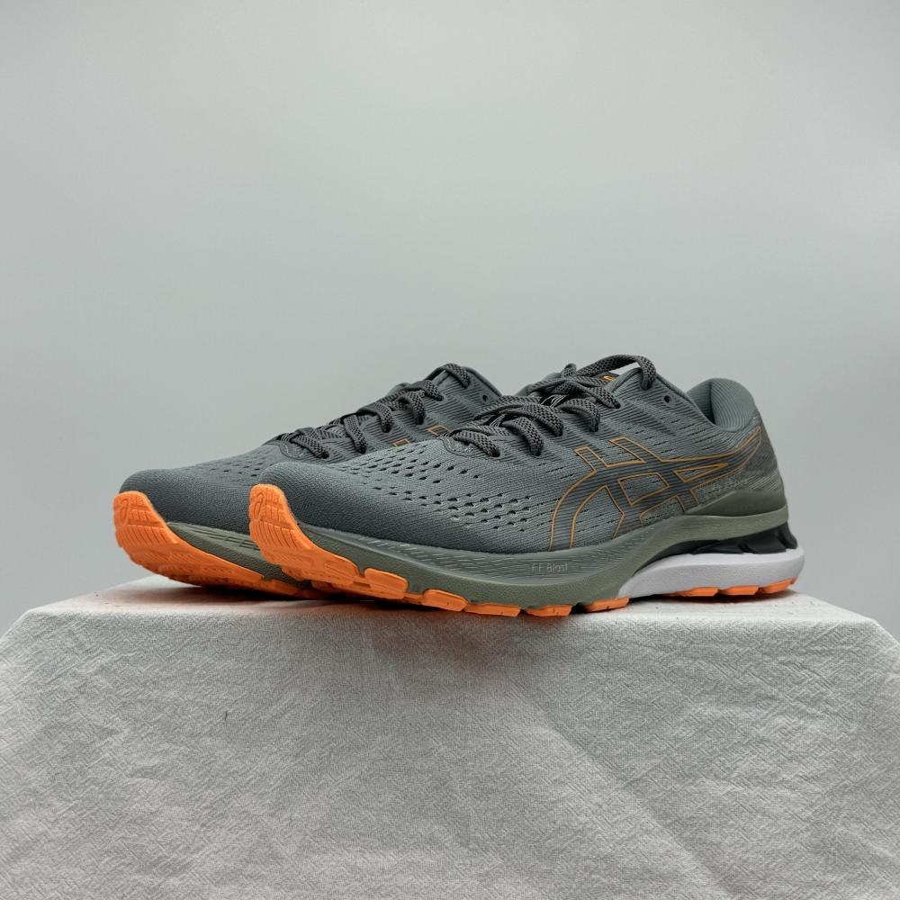 GEL-KAYANO 28