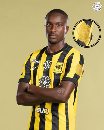 قميص الاتحاد بطباعة شعار الدوري الذهبي