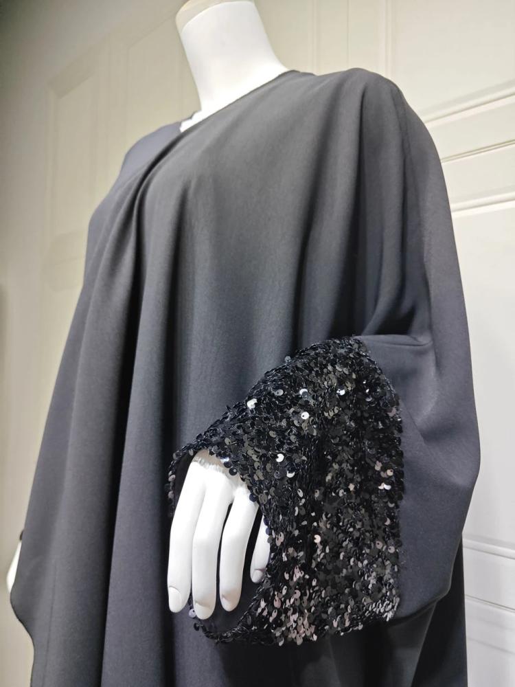 قفطان مغربي أسود