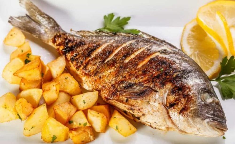 سمك طازج للقلي