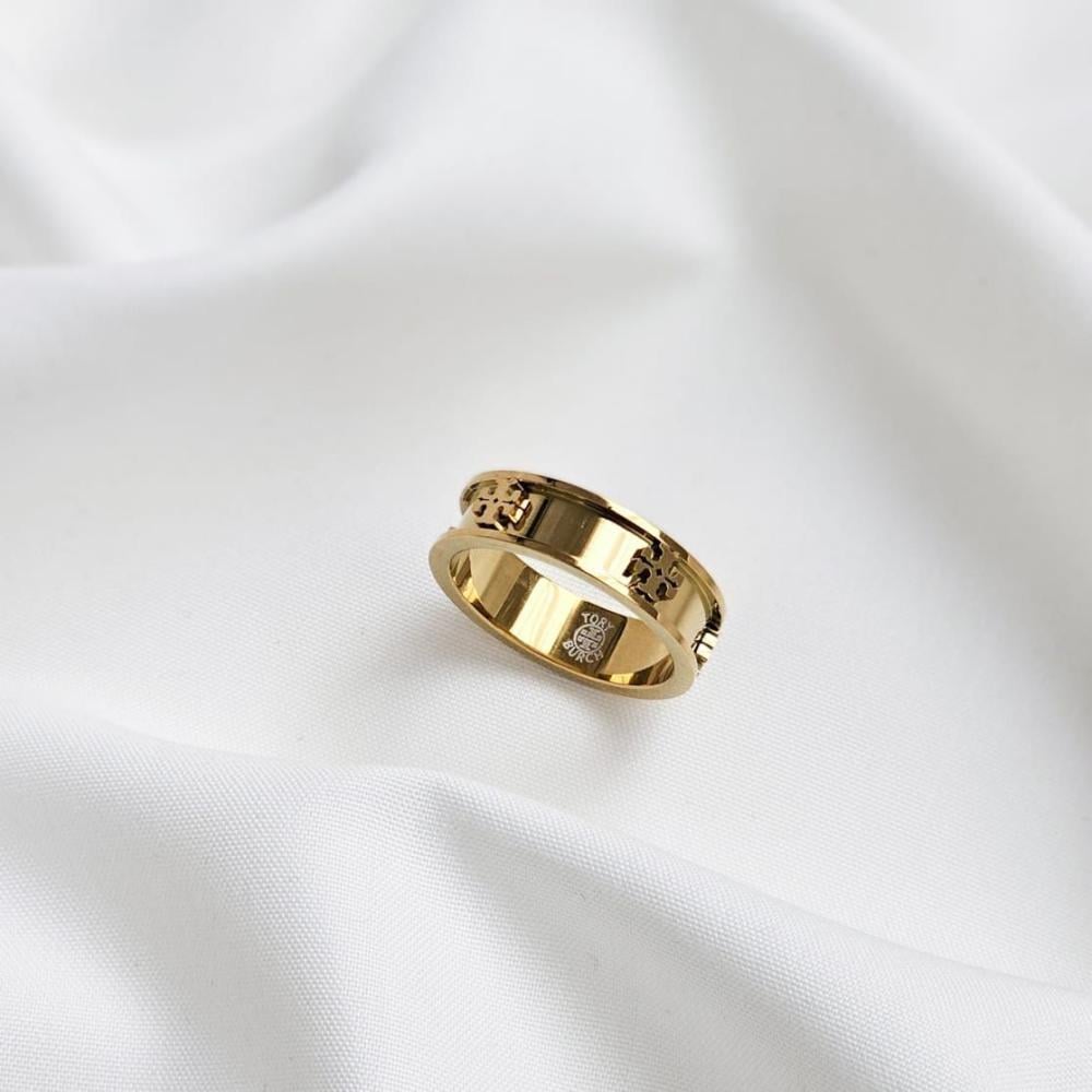 خاتم TORY BURCH ذهبي