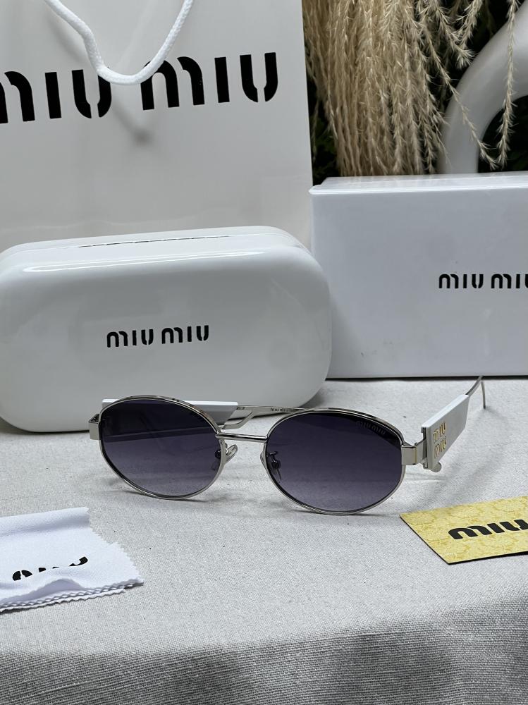 نظارة - MIU MIU