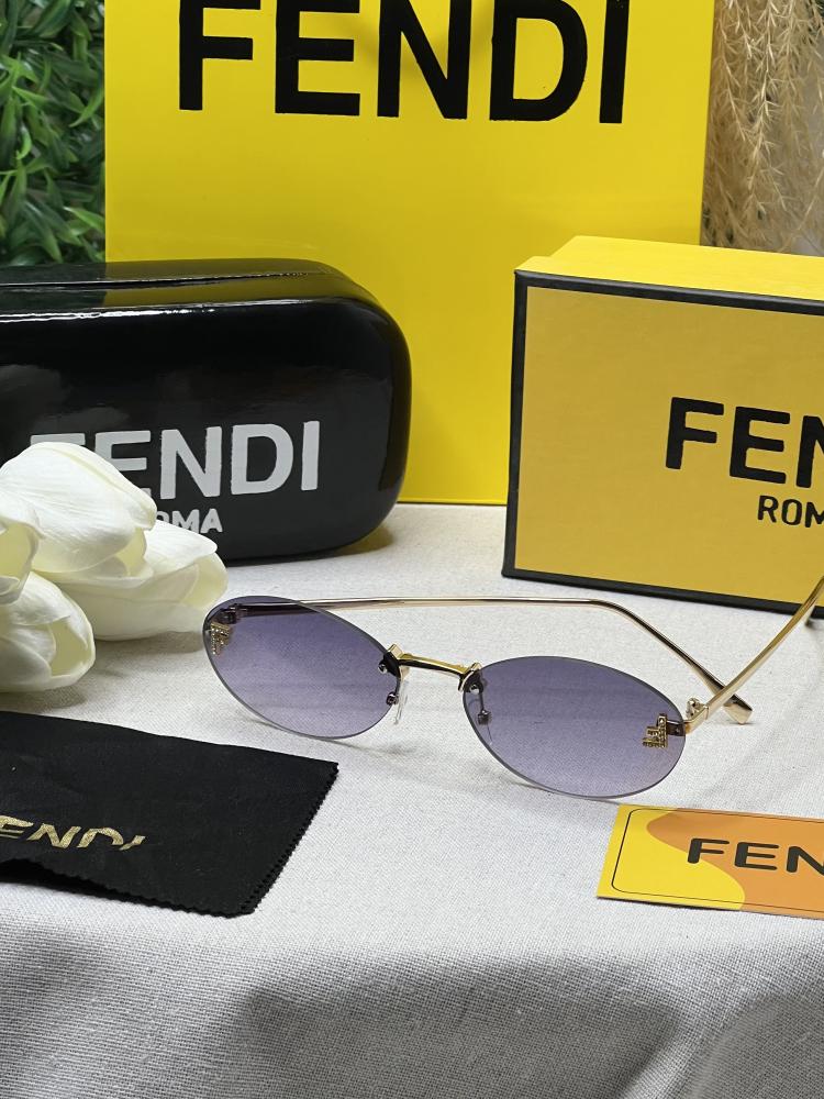 نظارة FENDI