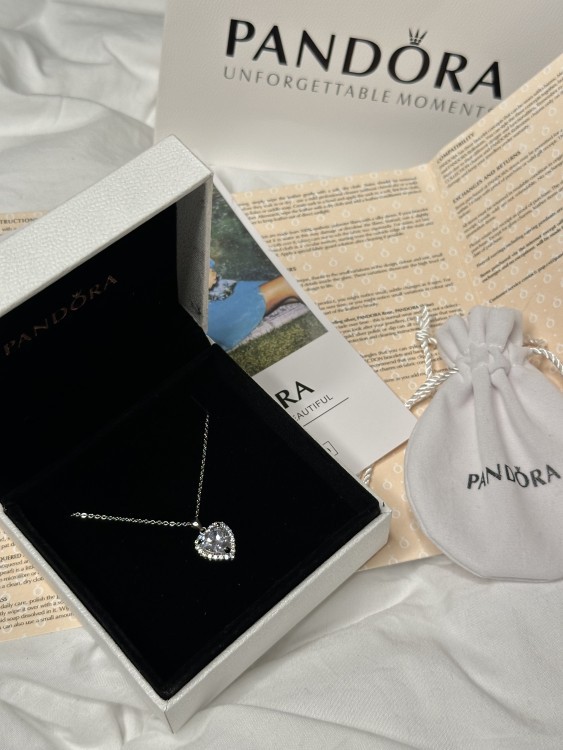 سلسال باندورا PANDORA قلب فضي