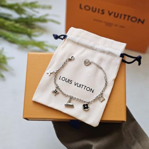 إسوارة LOUIS VUITTON معدن فضي