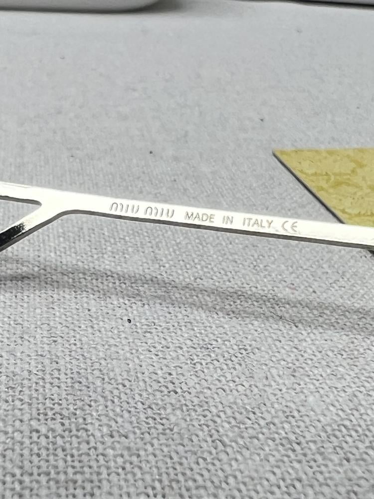 نظارة - MIU MIU