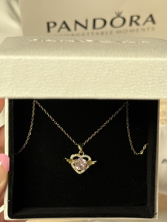 سلسال باندورا PANDORA كرستالة ذهبي قلب وردي