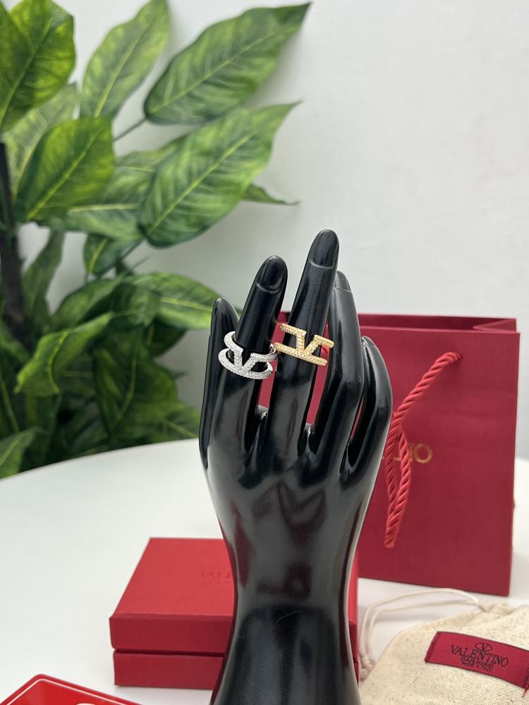 خاتم VALENTINO