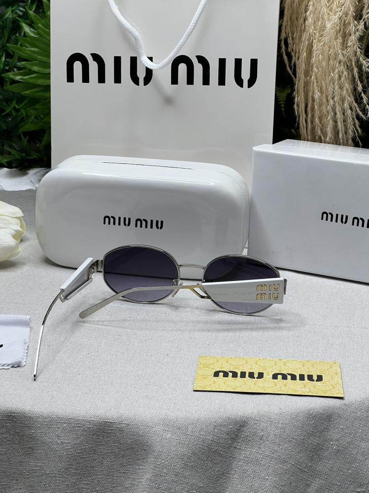 نظارة - MIU MIU