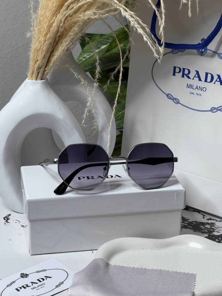 نظارة  PRADA أطار فضي -فضي