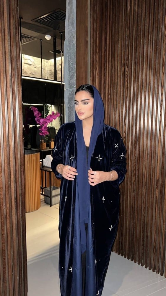 عباية مخمل شك يدوي قصة نص بشت