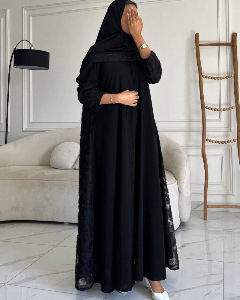 عباية سوداء بورد بارز ولمعة لولو